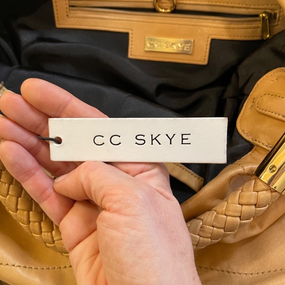 CC Skye tan leather tassel purse - Picture 6 of 15